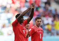 [월드컵] '옛 조국'에 일격…카메룬 울린 스위스 공격수 엠볼로