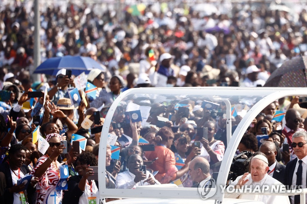 Pope, mass in Democratic Congo with 1 million people…  “You must forgive for peace” (Comprehensive)