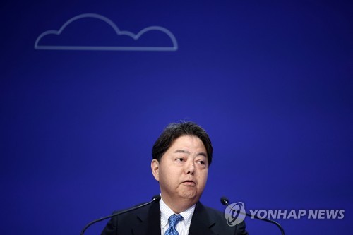 日외무상, G7 외교장관 회의서 "北미사일 발사 용납 못 해"
