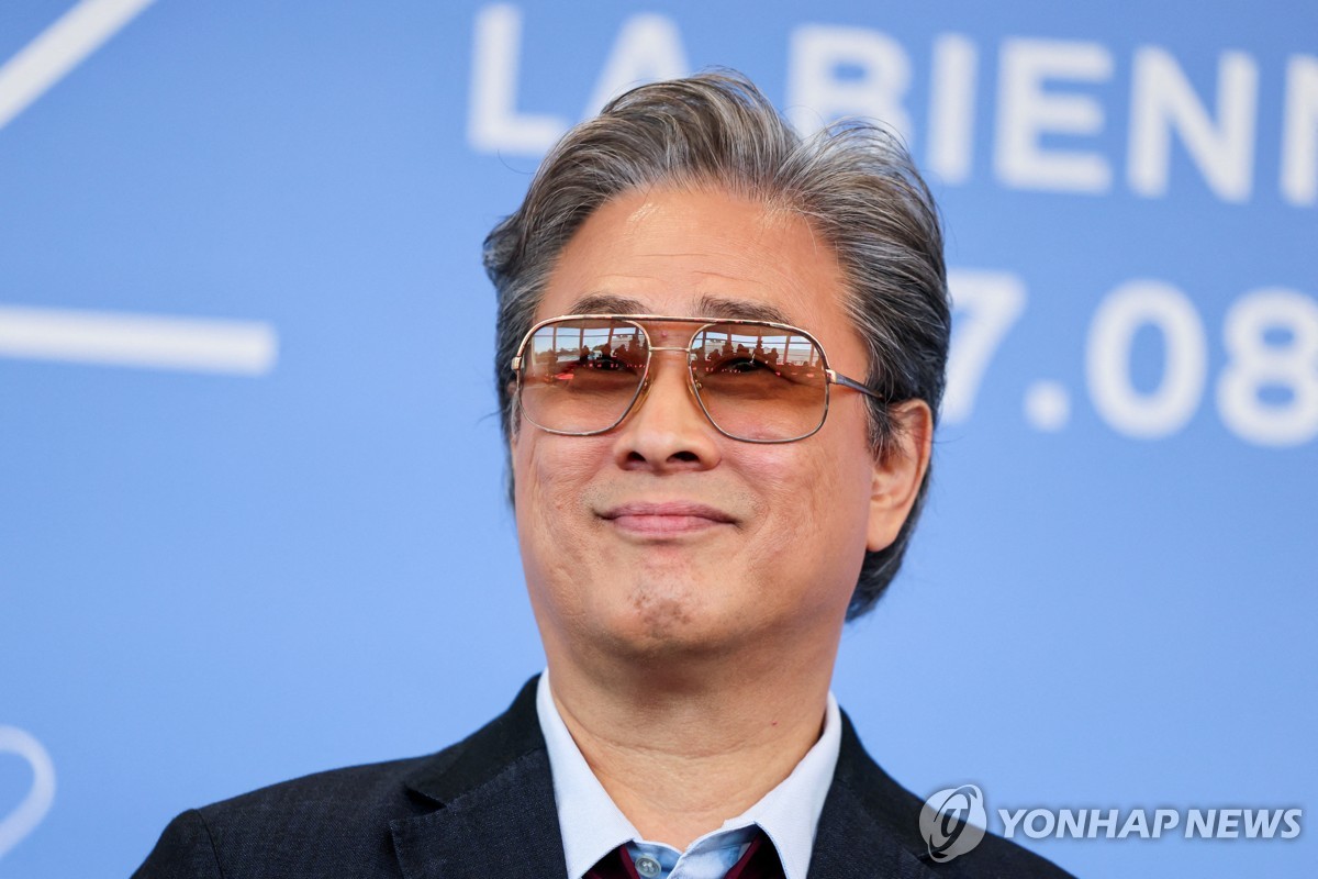 '어쩔수가없다' 박찬욱 모두 공감할 이야기…20년간 붙든 이유