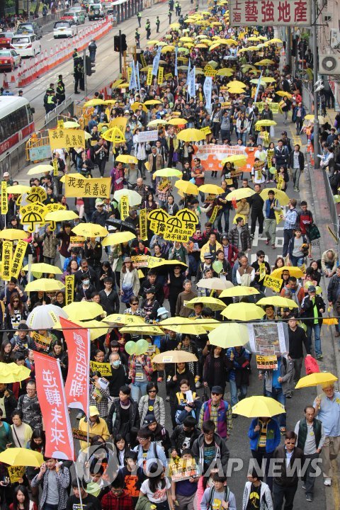 홍콩서 우산혁명 이후 최대 거리 행진