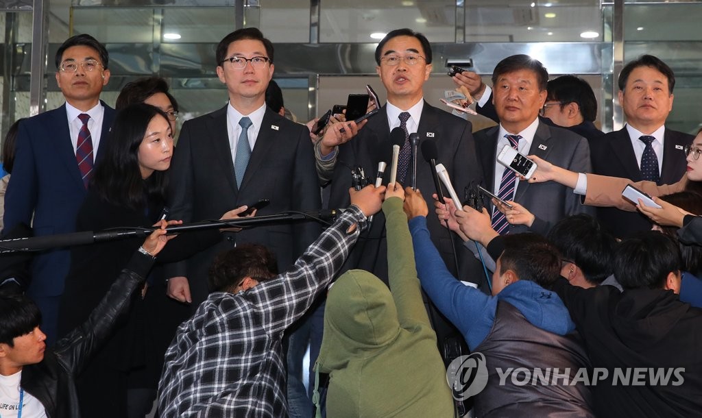 韓国統一部　脱北者の記者による南北会談取材認めず＝差別との声も