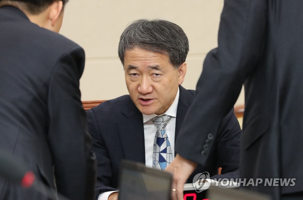 보건복지위 출석한 박능후 장관