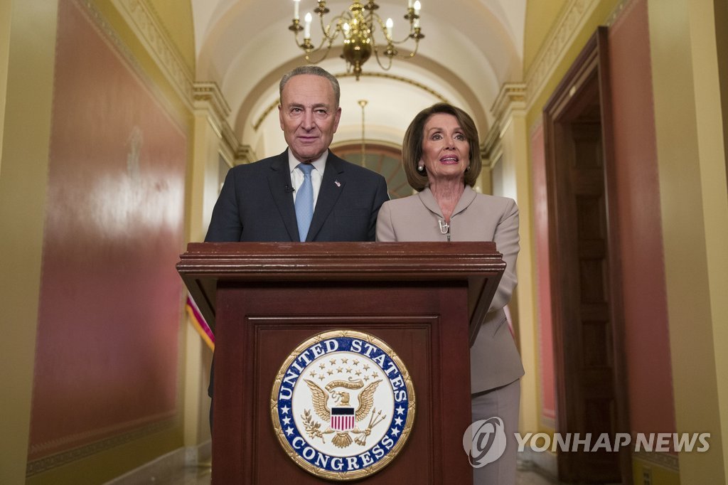 美민주당 지도부, 트럼프 대국민연설에 맞대응 기자회견