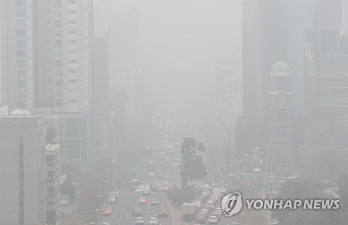 수도권, 오전 중 미세먼지 '나쁨'…김포공항엔 '저시정 경보'