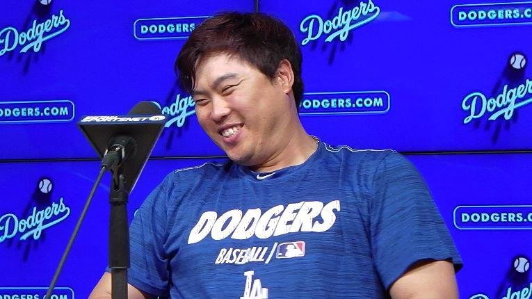 Dodgers' Ryu Hyun-jin celebrates mother's birthday with complete game ...