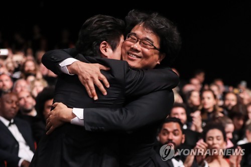 Bong Joon-ho : la Palme d'or est un cadeau de Cannes pour les 100 ans du cinéma coréen