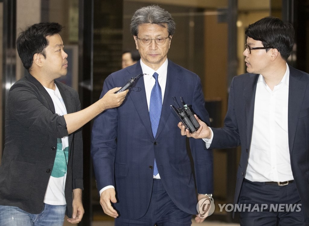 검찰 조사 마친 정현호 삼성전자 사장