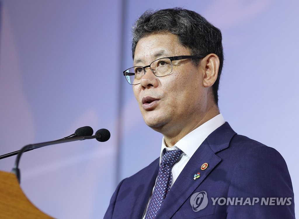 Seoul seeks to advance inter-Korean ties on peace mood created by Panmunjom meeting - 1