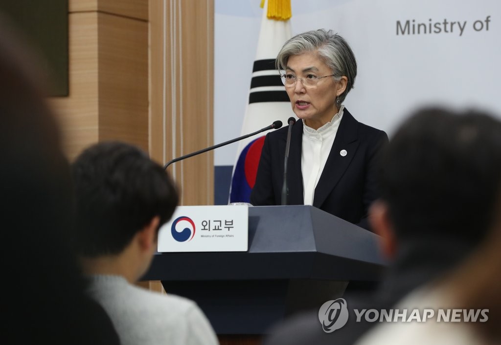 韓国当局者「日本は輸出規制撤回を」　軍事協定終了先送りは「暫定」　