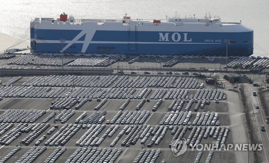 This photo taken Feb. 6, 2020, shows Hyundai Motor's main Ulsan plants' port ahead of their suspension. (Yonhap)