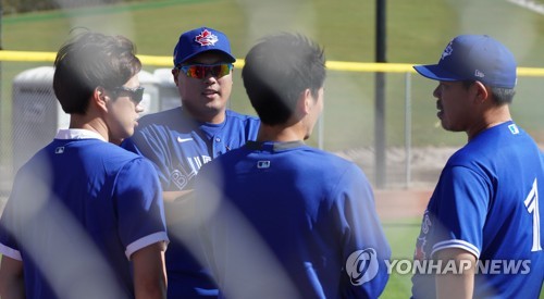 Spring Training) S. Korean connection runs in family of Blue Jays