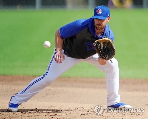 Spring Training) S. Korean connection runs in family of Blue Jays