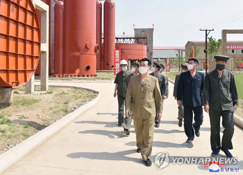 N. Korea urges efforts to localize production to develop self-reliant chemical industry
