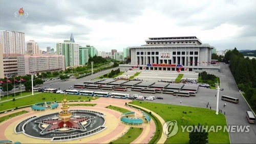 전국노병대회가 열린 평양 4·25문화회관