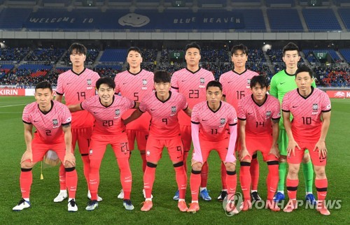 韓国代表ユニホームに日の丸 サッカー協会 国際的慣例 韓日戦 聯合ニュース