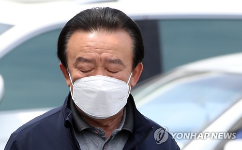 '역세권 투기' 혐의 전창범 전 양구군수 1심 '무죄'
