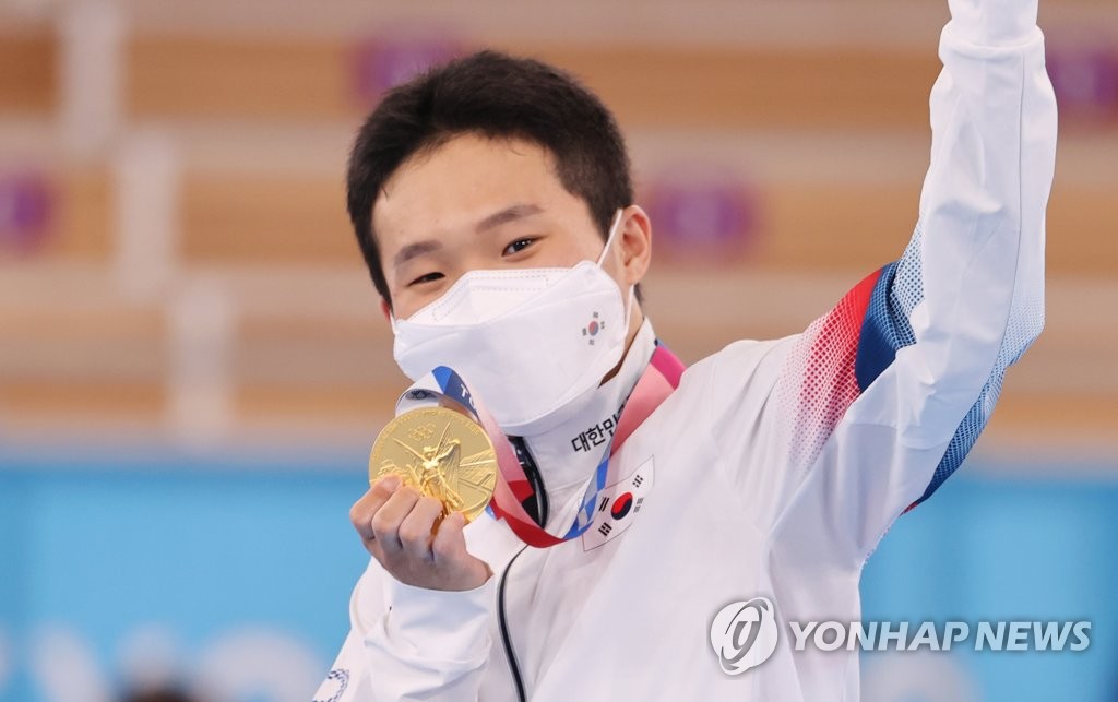 (Olympics) New era dawns for S. Korean gymnastics with vault medals