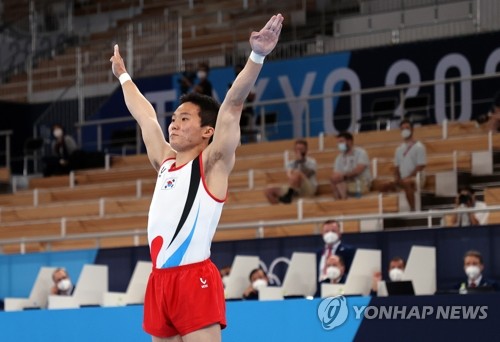 (Olympics) Unfazed by injury trauma, Shin's Olympic gold feat driven by relentless determination, positivity