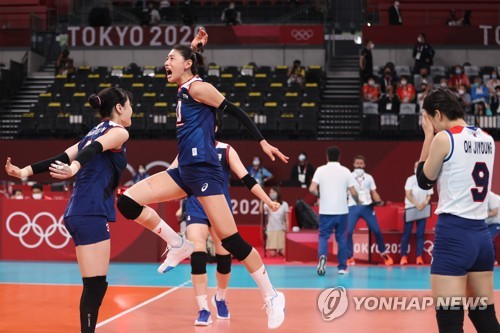 (Olympics) S. Korea shocks Turkey to reach semifinals in women's volleyball