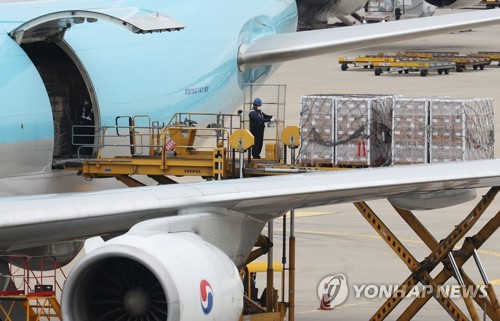직계약 모더나 백신 107만1천회분 인천공항 도착
