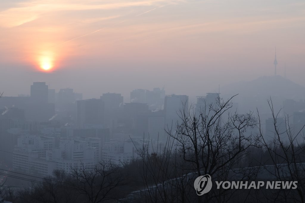 Fine dust blankets much of S. Korea again