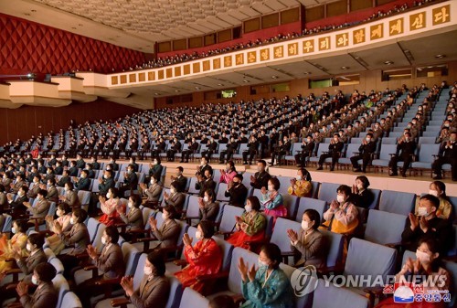 北朝鮮　青年組織創立７６年の記念公演