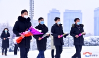 북한 주민들도 차분한 설맞이…남한과 비슷한듯 다른 풍경