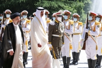 '중재자' 카타르 군주, 이란 방문…