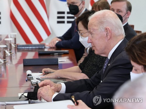 韓米首脳が会談　同盟強化で一致