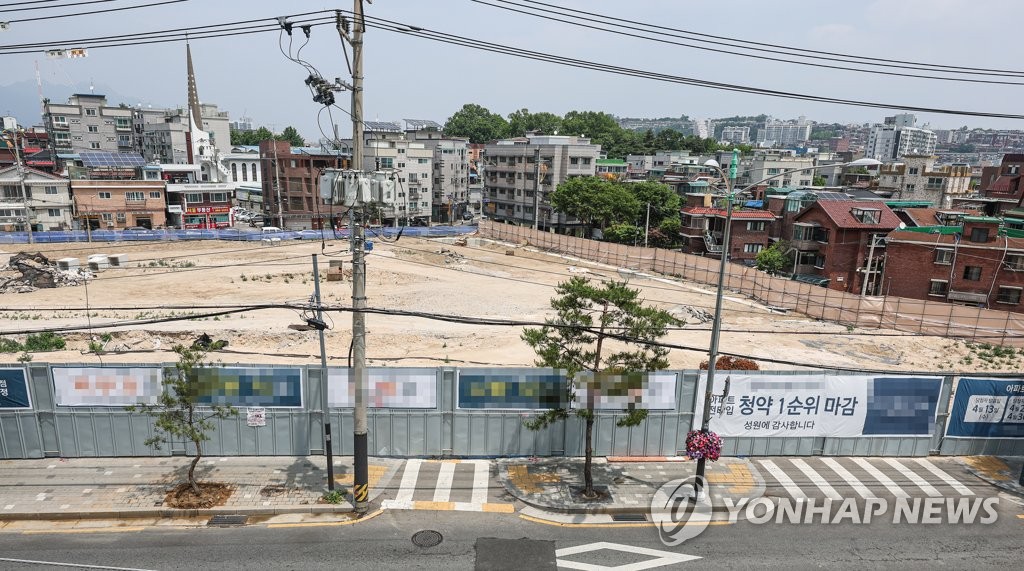 대출 규제에 커지는 분양가 압력, 서울 아파트 신규 청약 미계약 속출