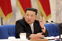 (LEAD) In key party meeting, N. Korea approves strengthening 'war deterrent,' state media says