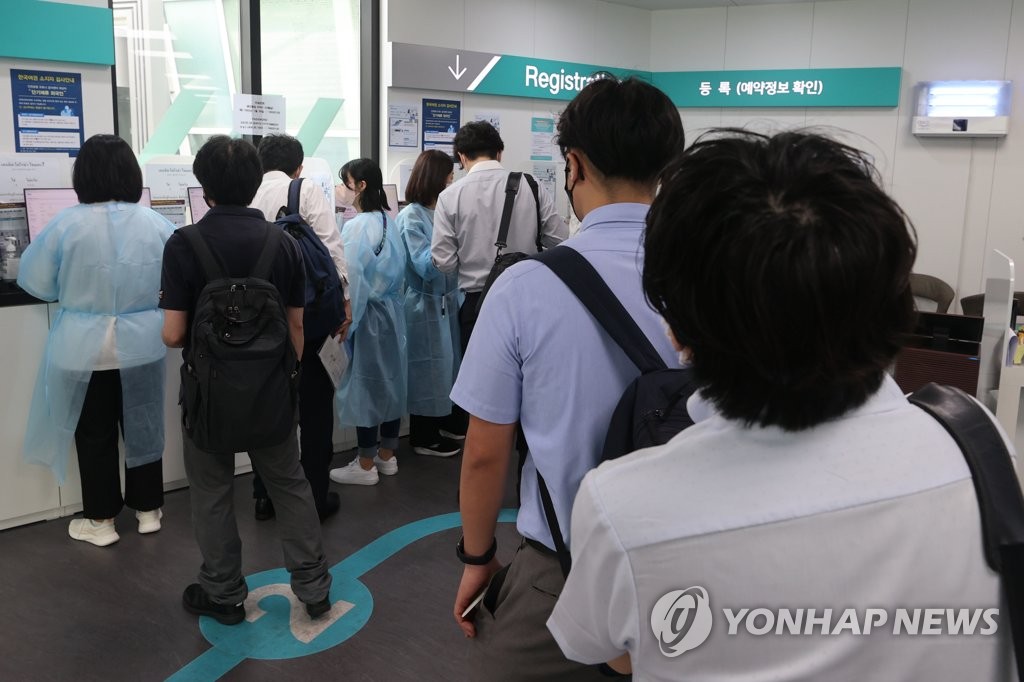 كوريا الجنوبية تلزم القادمين من الخارج بالخضوع لفحص PCR في يوم الدخول ابتداء من اليوم - 1