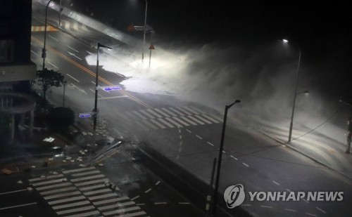 台風１１号が午前５時前に韓国南部上陸　７時過ぎ東海に抜ける