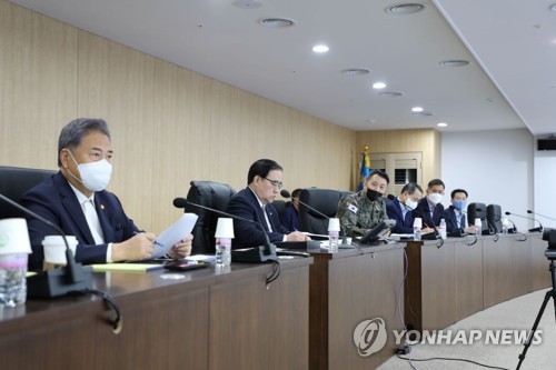 مستشار الأمن الوطني «كيم سيونغ-هان» يترأس اجتماع اللجنة الدائمة لمجلس الأمن القومي.