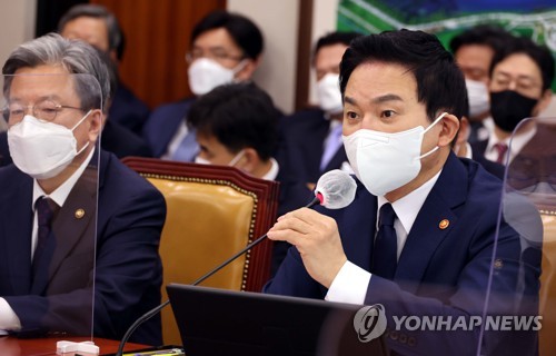원희룡 "1기 신도시 선도지구 지정, 이르면 2024년 가능"