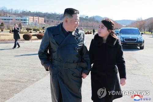 '북한 김정은 딸' 구글 검색 급증…외신도 관심 집중