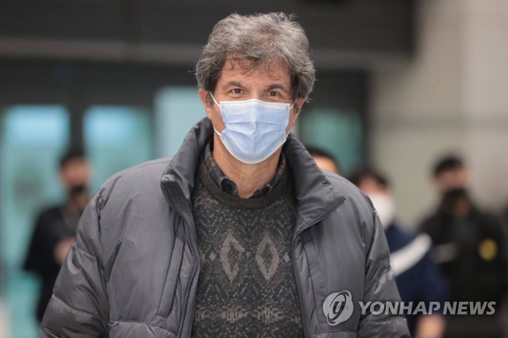 ９日に韓国入りしたフェルナンデス氏（資料写真）＝（聯合ニュース）