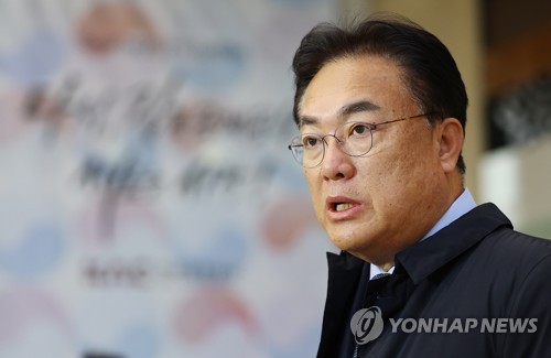 訪日の韓日議連会長　懸案解消に期待も「一方の努力では困難」