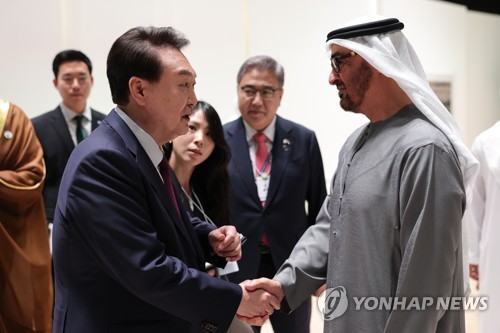 يون يدعو إلى استكشاف شراكات استثمارية مبتكرة بين كوريا الجنوبية والإمارات العربية المتحدة