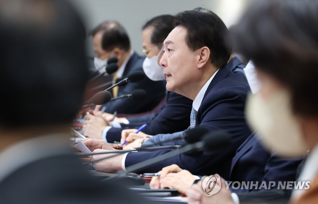 Yoon veut ajuster les systèmes de réglementation et de travail aux normes mondiales