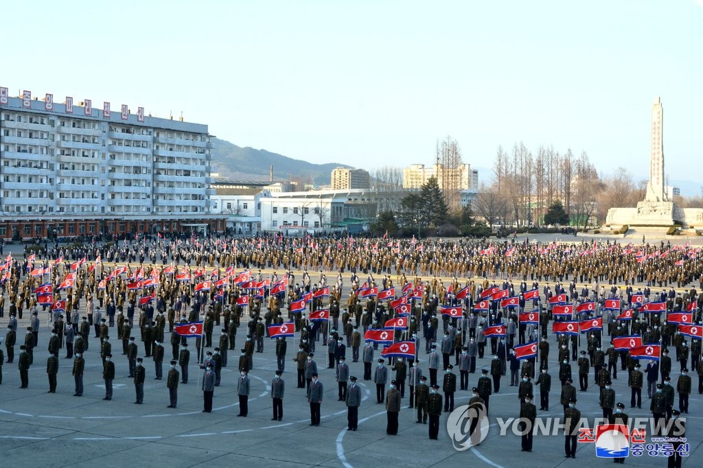 Jóvenes norcoreanos solicitan el ingreso y reingreso en el Ejército