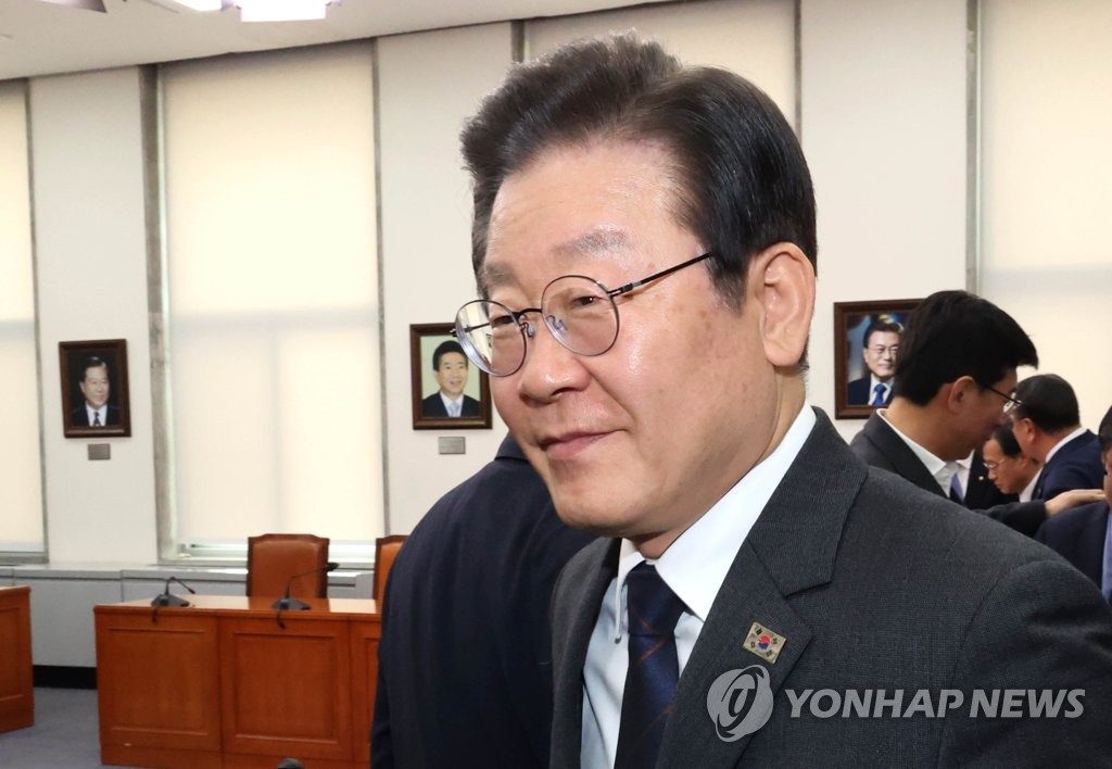 La foto muestra a Lee Jae-myung, líder del principal partido opositor, el Partido Democrático, el 22 de marzo de 2023, en la Asamblea Nacional, en Seúl.