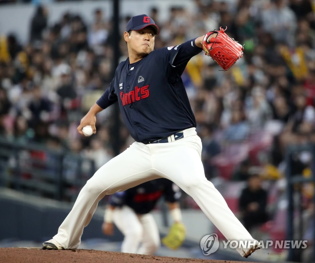 Yonhap Interview) KBO veteran leans on ex-big leaguer father for comfort,  advice