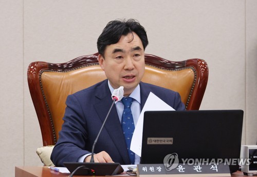 Lawmaker questioned over DP's election bribery scandal
