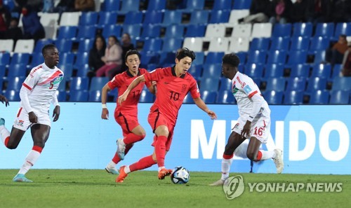 김은중호, 감비아와 0-0 비겨 조 2위…에콰도르와 16강 격돌