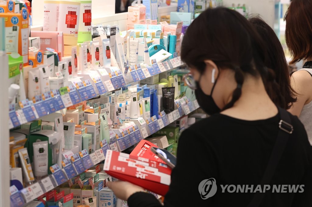"자외선차단제 6종, 심사·근거 없이 미백 등 기능성 광고"