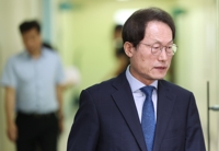  'CCTV·면담예약' 미봉책만으론 교권침해 근절 못할것