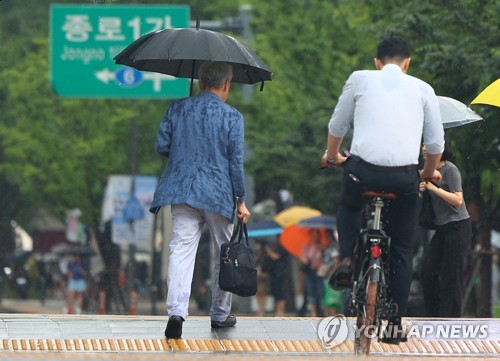 수도권·전라권 등 호우특보 확대…중대본 1단계 가동