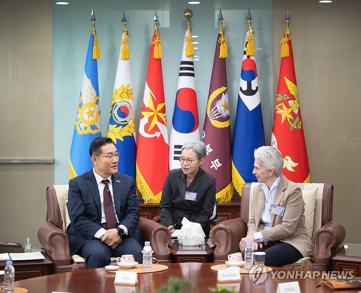 신원식 장관, 독일 연방하원 국방위원장 면담